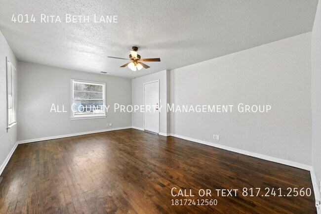 Building Photo - Charming Duplex in North Richland Hills