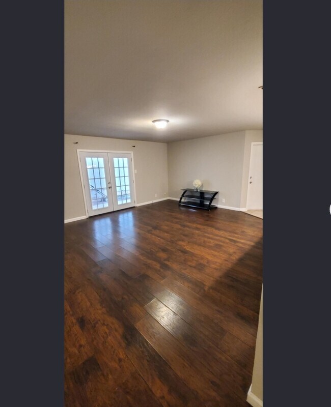 Building Photo - 7342 Corian Park Dr