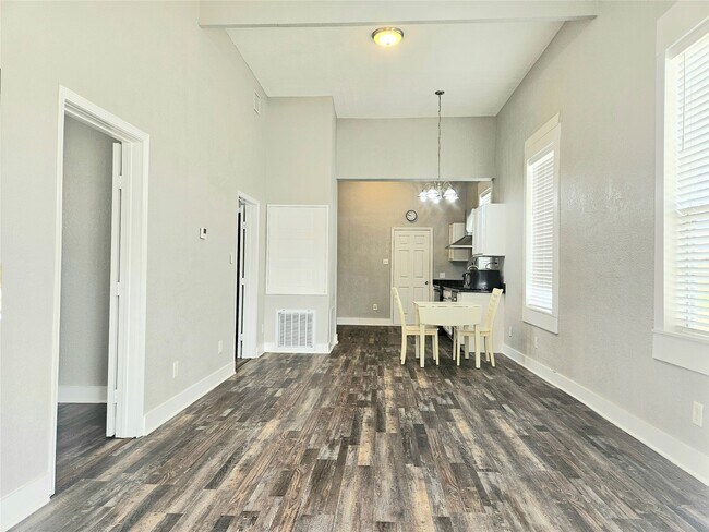 Foto del edificio - 901 28th St