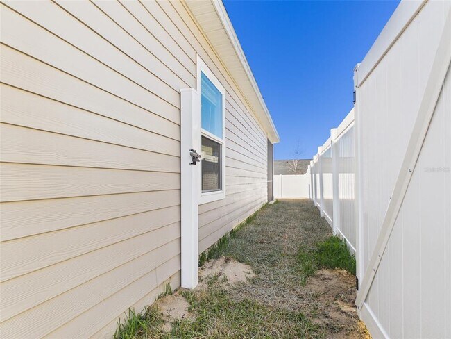 Foto del edificio - 8966 SW 69th Ter