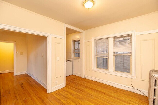 Foto del edificio - 1333 W Touhy Ave