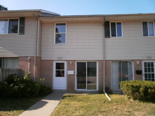 Foto principal - 3406 Kenbrooke Ct