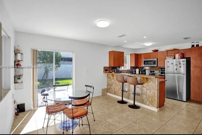 Foto del edificio - 420 NW 51st St