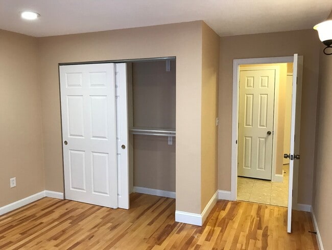 Foto del edificio - 274 Chestnut Ave