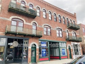 Building Photo - 1030 Broad St