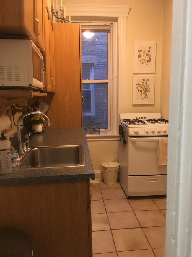 Foto del edificio - 364 Riverway