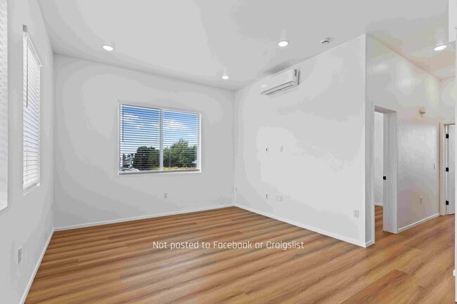 Building Photo - 2850 Nye St