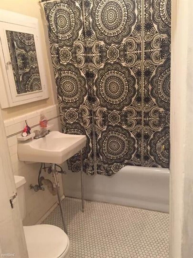 Foto del edificio - 4 Hancock St