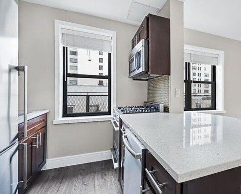 Building Photo - 225 E 63rd St