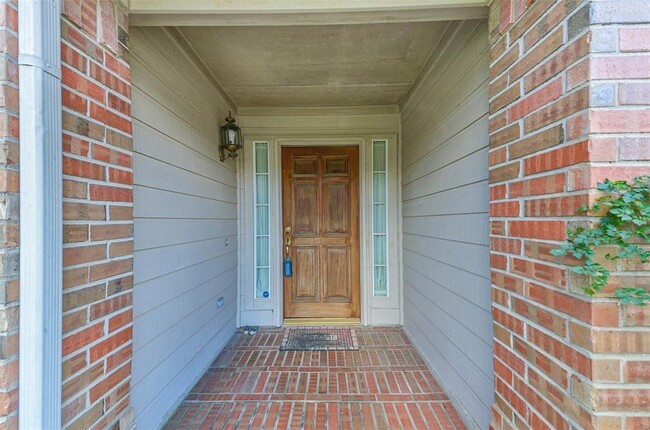Building Photo - 18503 Amesbury Manor Ln