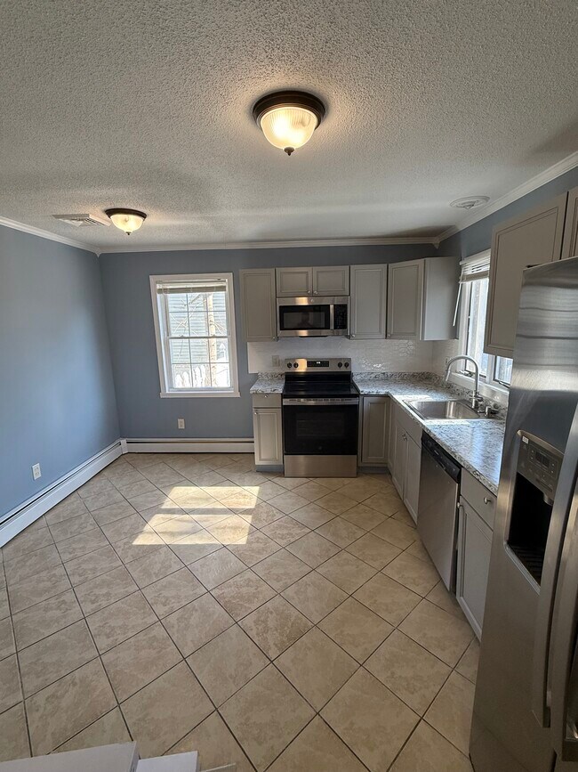 Foto del edificio - 8 Miles Ave