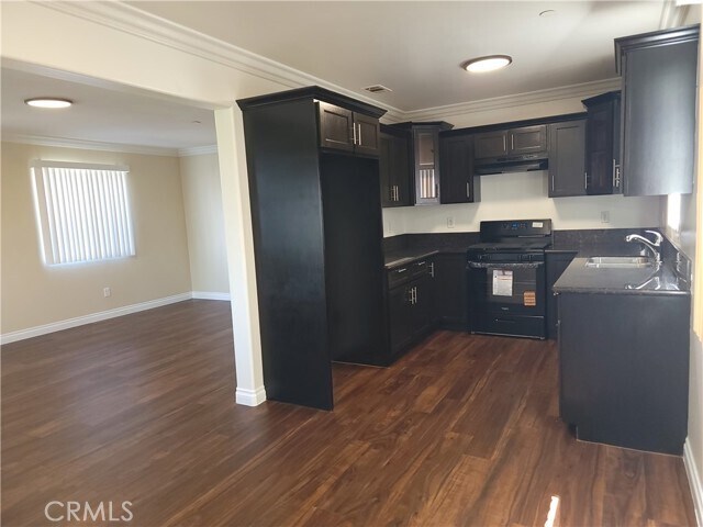 Foto del edificio - 1719 W 39th Pl