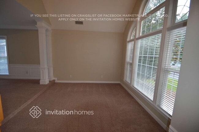 Building Photo - 6018 Swanston Dr
