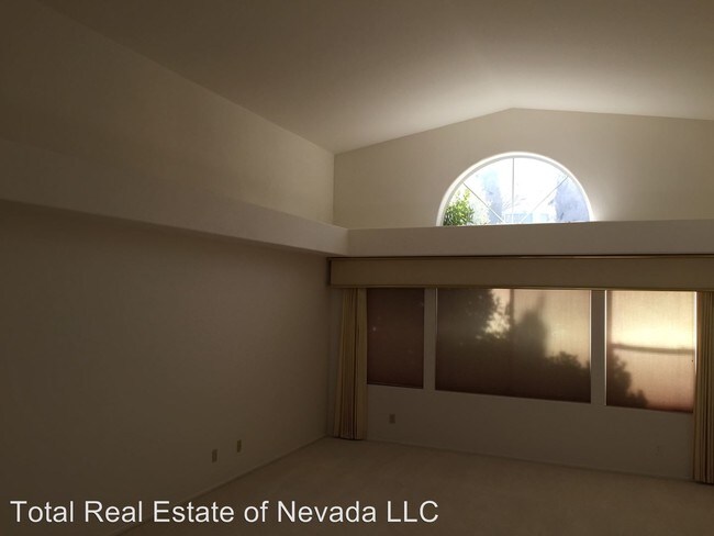 Building Photo - 2221 Loggerhead Rd