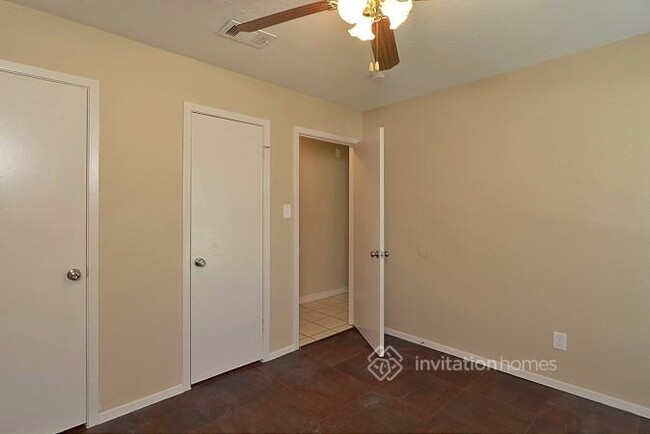 Foto del edificio - 16747 Summer Dawn Ln