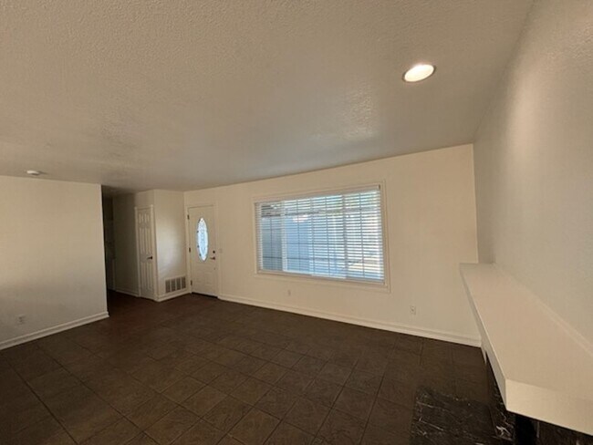 Foto del edificio - 12094 Coachman Ln