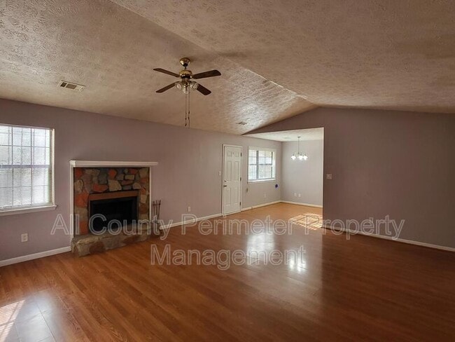 Building Photo - 339 Cheryl Ct