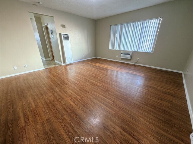 Foto del edificio - 888 N Palm Ave