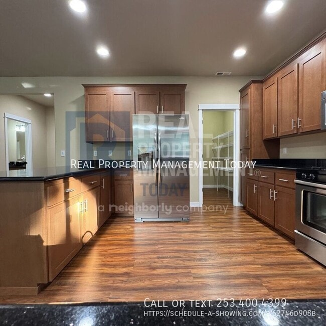 Foto del edificio - 19502 90 Ave Ct E