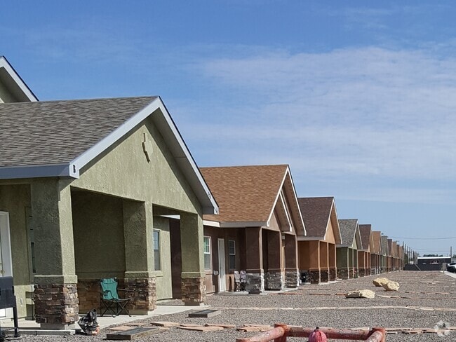 Building Photo - 1506 S Cherry St