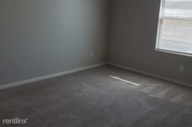 Building Photo - 4 br, 3 bath House - 1045 W Starview Ave