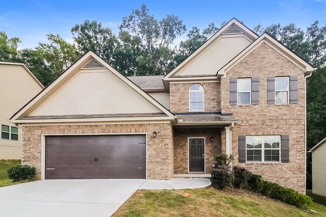 Building Photo - 490 Dutchview Dr
