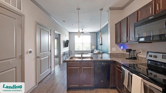 Foto del edificio - 225 Walden Village Ln