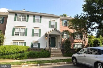Building Photo - 12109 Green Ledge Ct