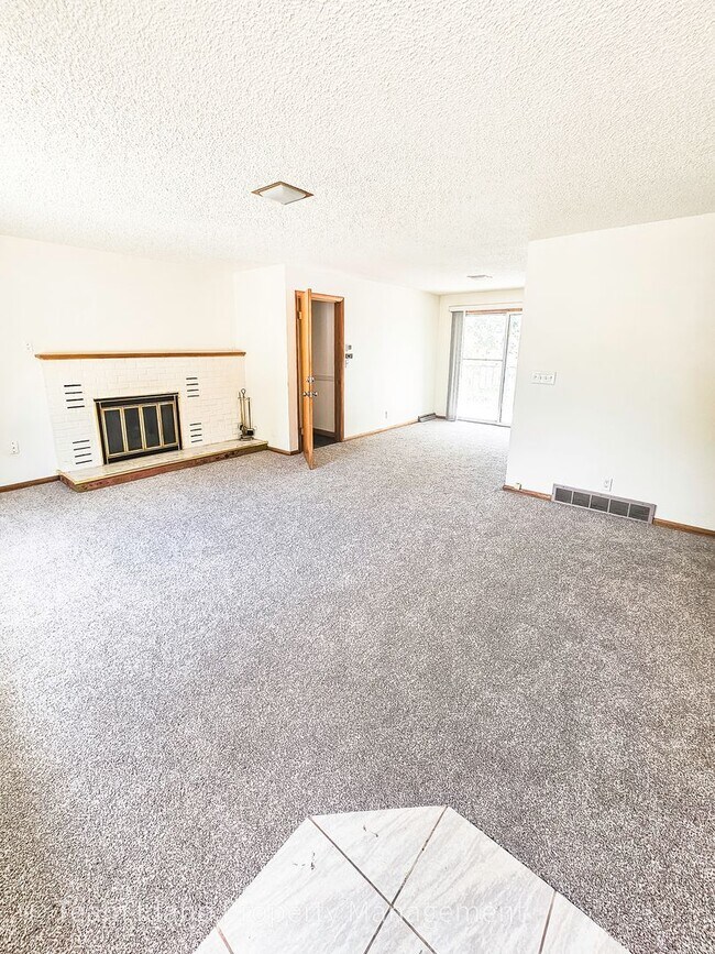 Building Photo - Williams Street Tri-Plex