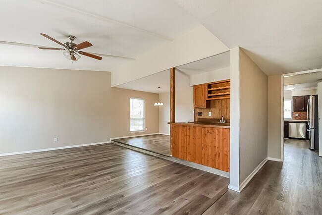 Foto del edificio - 9201 Pollard St