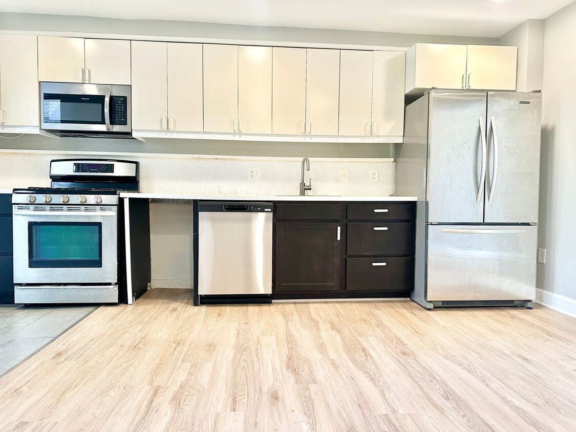 3 Bedroom 1.5 Bathroom - Pets Welcome! - 3 Bedroom 1.5 Bathroom - Pets Welcome!
