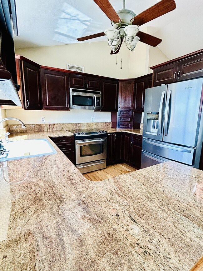 Building Photo - 7890 Candleflower Cir