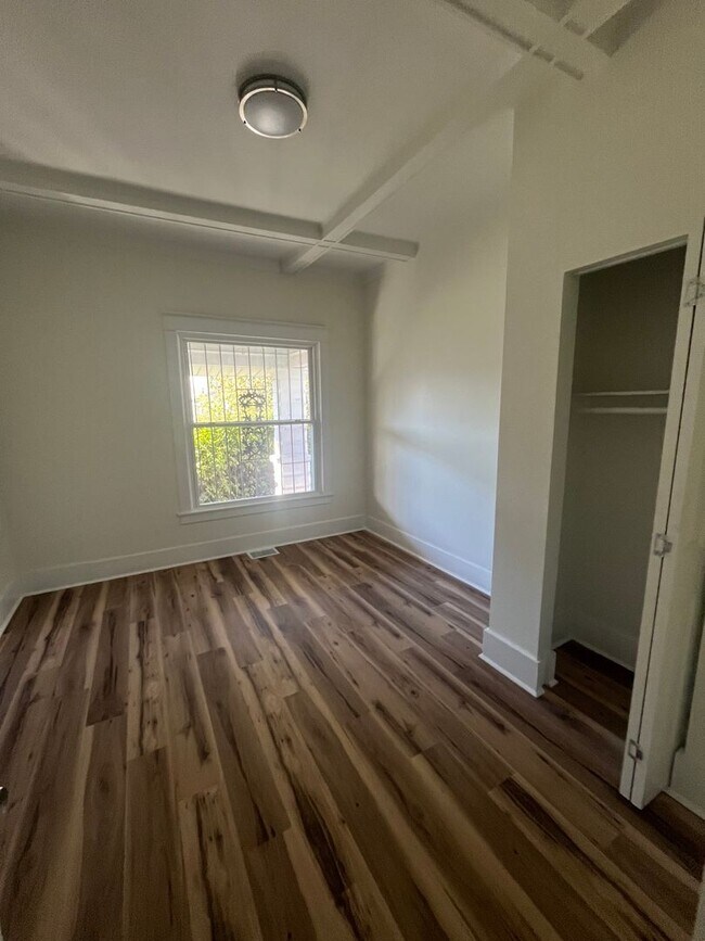 Foto del edificio - 1813 West Dr