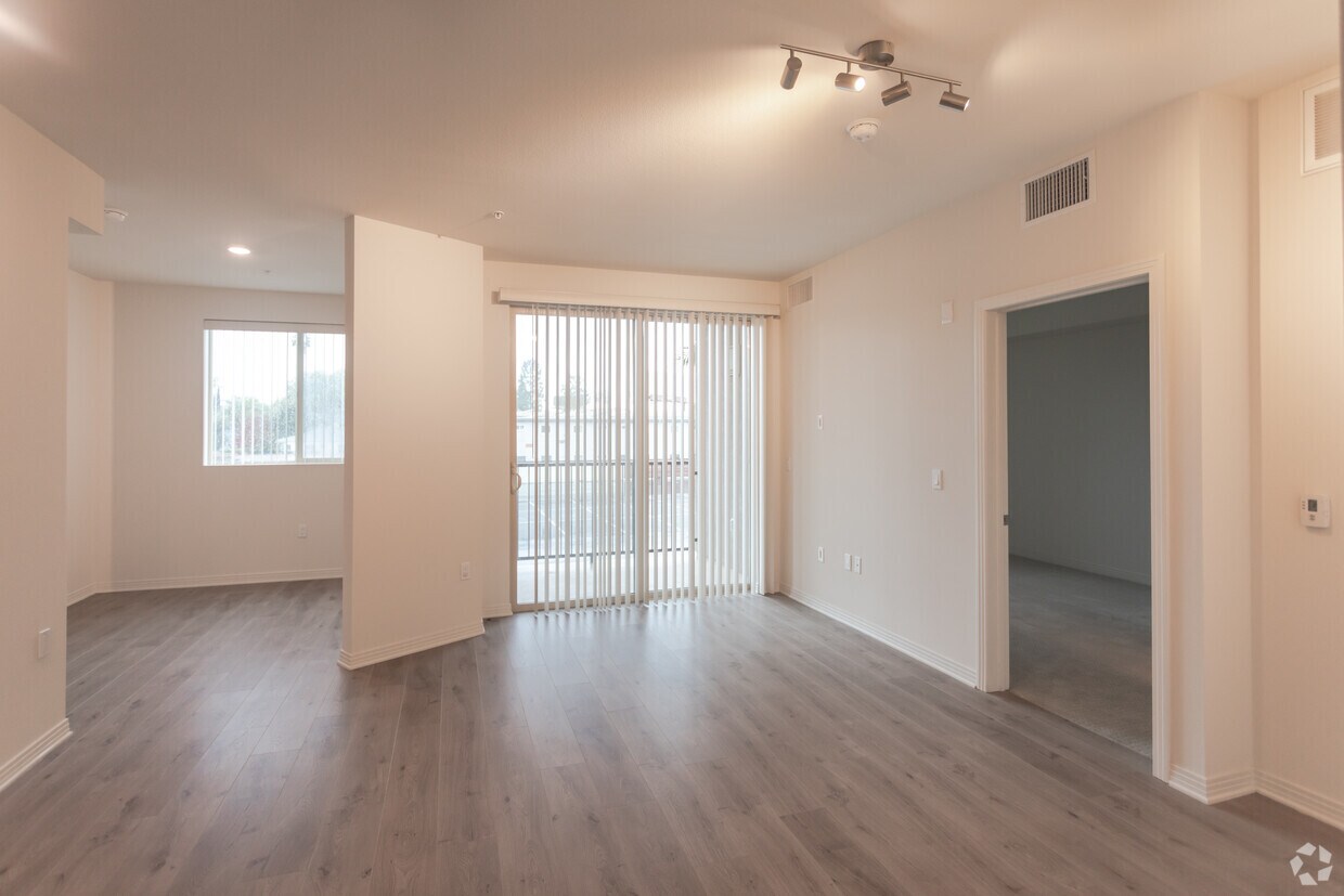 Aura Noho Luxury Apartments Apartments In North Hollywood Ca Westside Rentals