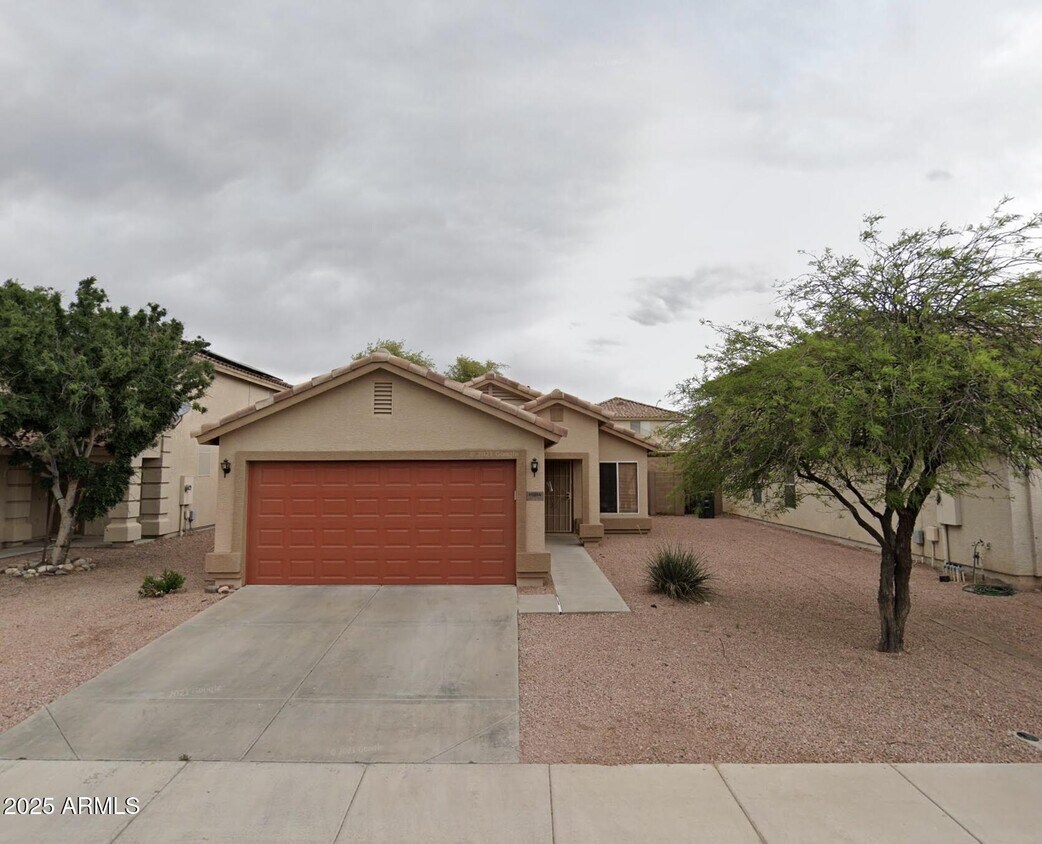 Foto principal - 11814 W Sunnyside Dr