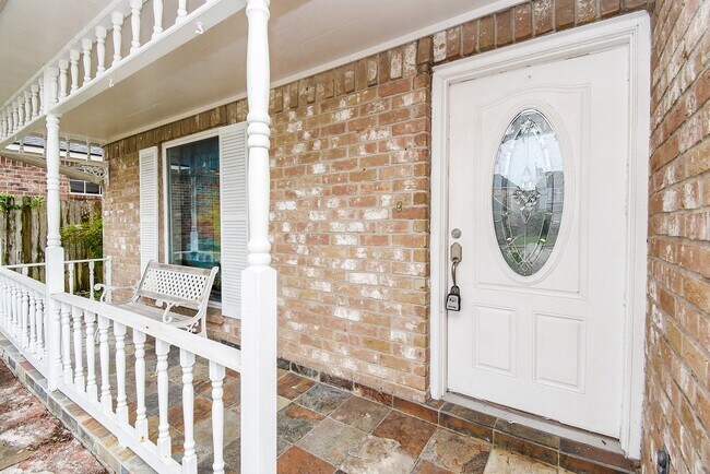 Building Photo - 1709 Beaver Springs Ct