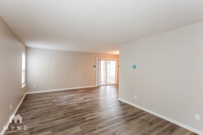 Foto del edificio - 377 Kimbrough Dr