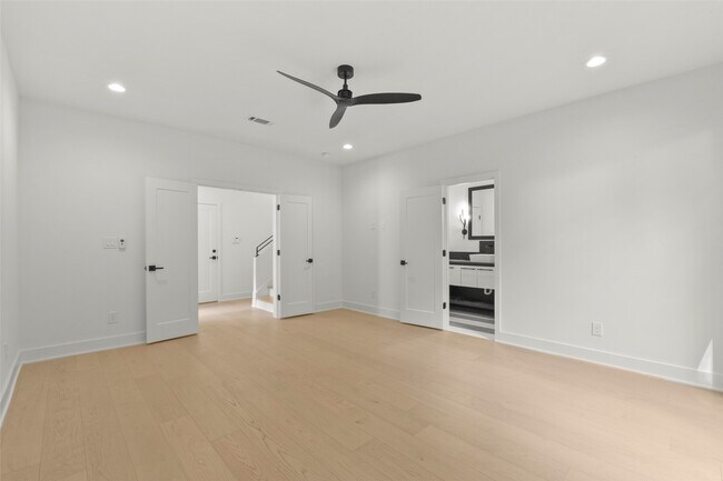Building Photo - 1247 Peden St