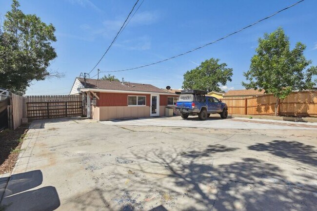 Foto del edificio - 3035 W 64th Ave