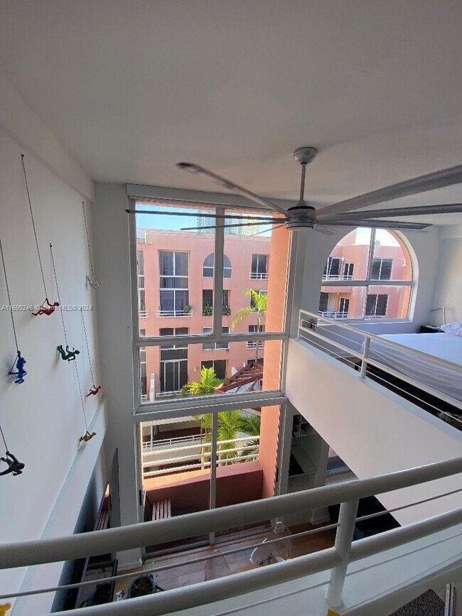 Foto del edificio - 2801 Florida Ave