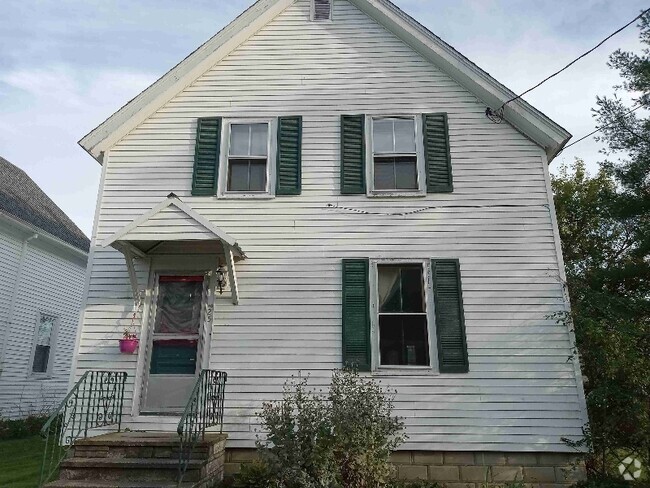 Building Photo - 25 Spruce St