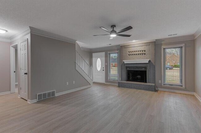 Building Photo - 7105 Santa Cruz Dr