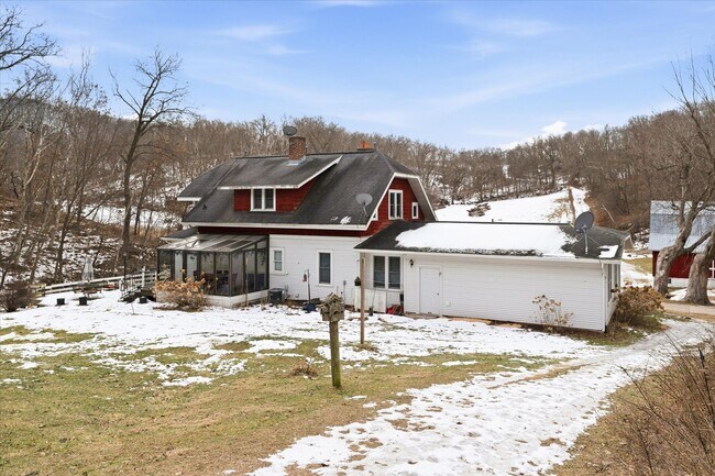 Foto del edificio - 14242 Hein Ln