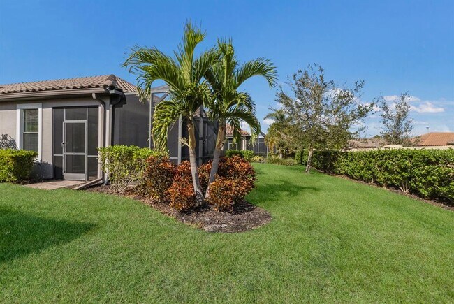Building Photo - 8720 Bellussi Dr