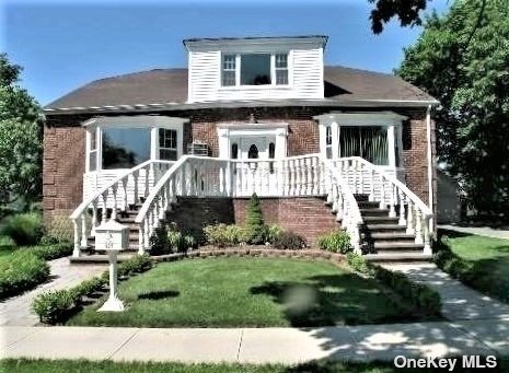 Primary Photo - 227 Venetian Blvd