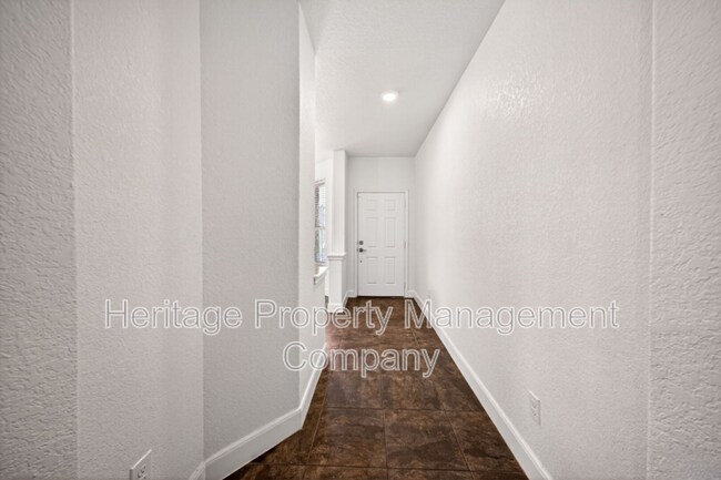 Foto del edificio - 7915 Cenote Dr