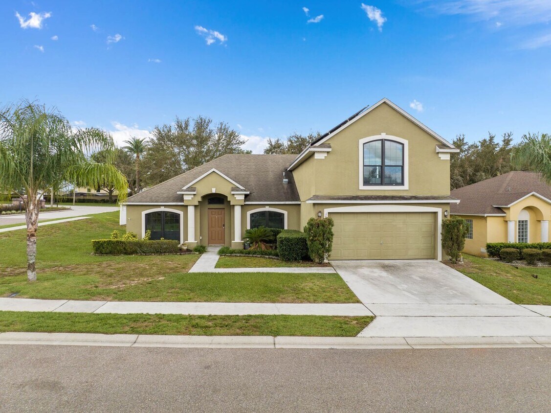 Large Beautiful Legacy Park Villa: 5BR, Pool & Near Disney - Large Beautiful Legacy Park Villa: 5BR, Pool & Near Disney