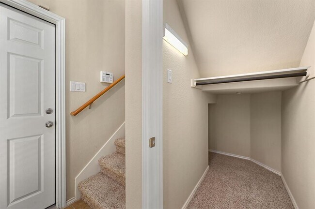 Foto del edificio - 1310 W Parmer Ln