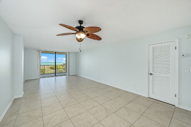 Foto del edificio - 1/1 Oceanfront condo with resort-like amenities!