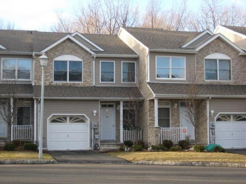 171 Autumn Ridge Rd, Morris Plains, NJ 07950 Townhome Rentals in